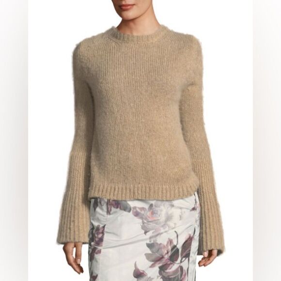 Brock Collection
Kaelie Cashmere Bell-Sleeve jumper size small - Picture 13 of 13